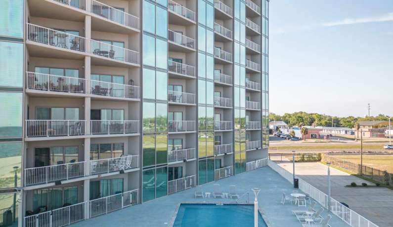 1899 Beach Blvd #1004 Biloxi, MS 39531