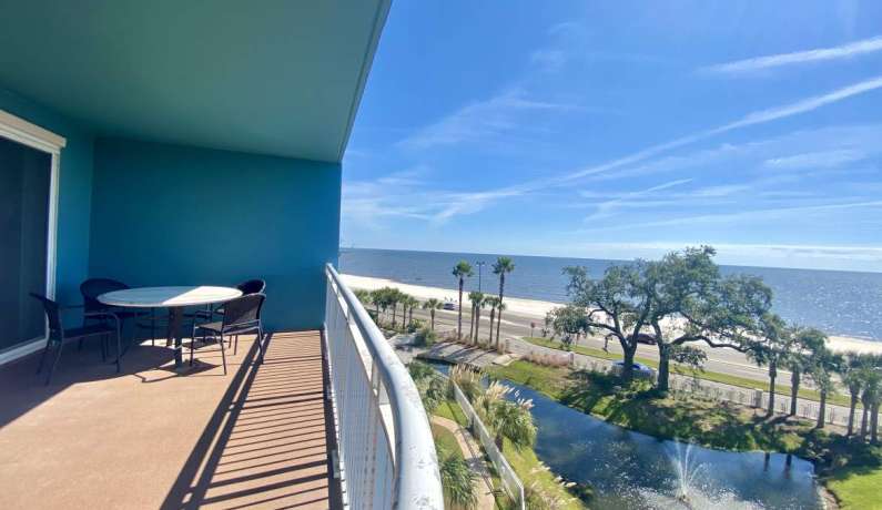 2228 Beach Drive Unit 409