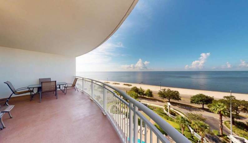 2230  Beach Drive Unit #705  Gulfport, MS 39507